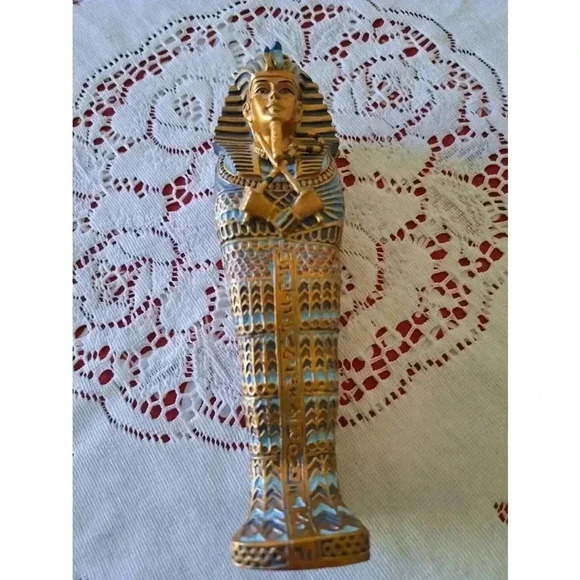 EGYPTIAN KING TUT SARCOPHAGUS AND MUMMY 7 1/2 Inches Tall - Picture 8 of 9